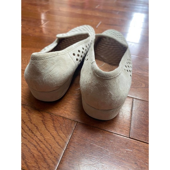 L'Amour Des Pieds Cream Flats, Size 8 1/2 - Picture 4 of 6